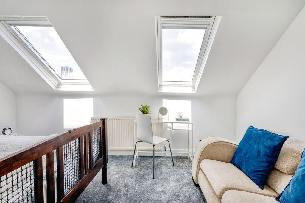 3 Bed Flat Near Chelsea Appartamento *